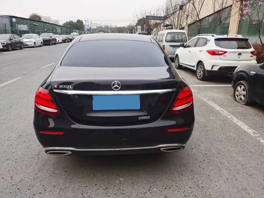 2020 Mercedes-Benz E Class 2.0T 258HP L4 9AT,autocango,china used car exporter,china ev exporter,chinese used car exporter,chinese used ev exporter