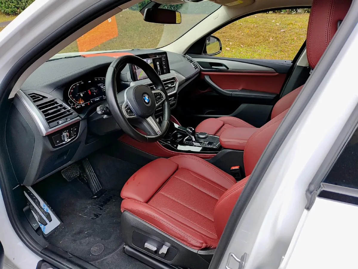 2022 BMW X4 2.0T 245HP L4 8AT,autocango,china used car exporter,china ev exporter,chinese used car exporter,chinese used ev exporter