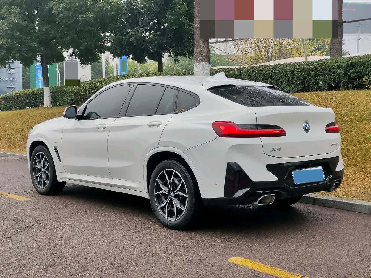 2022 BMW X4 2.0T 245HP L4 8AT,autocango,china used car exporter,china ev exporter,chinese used car exporter,chinese used ev exporter