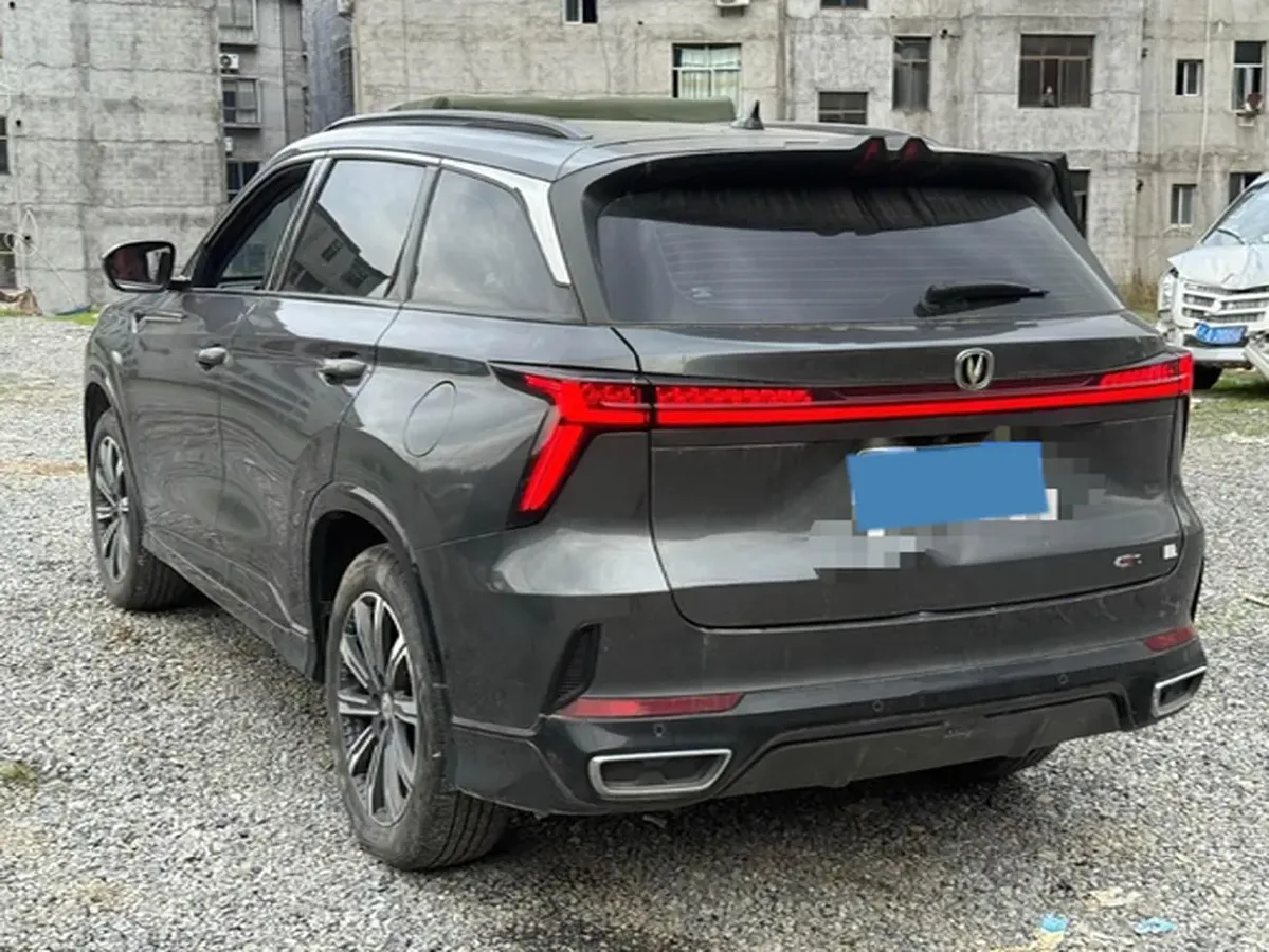 2024 ChangAn CS75 Plus 1.5T 188HP L4 8AT,autocango,china used car exporter,china ev exporter,chinese used car exporter,chinese used ev exporter
