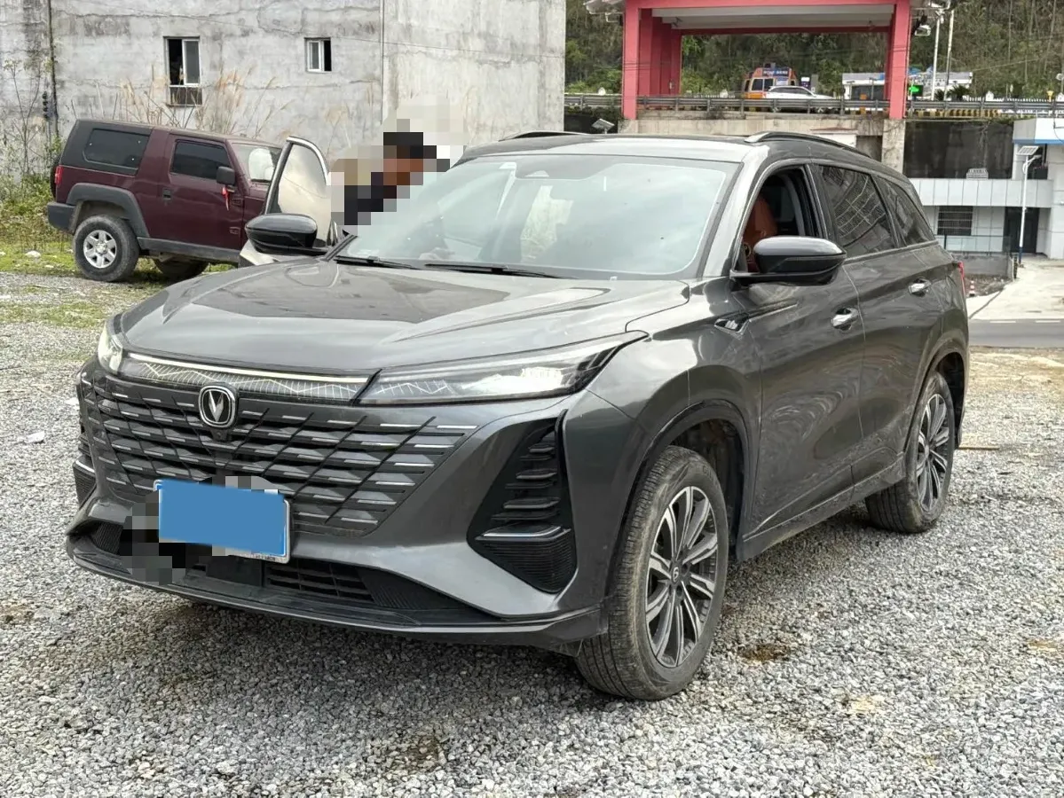 2024 ChangAn CS75 Plus 1.5T 188HP L4 8AT,autocango,china used car exporter,china ev exporter,chinese used car exporter,chinese used ev exporter