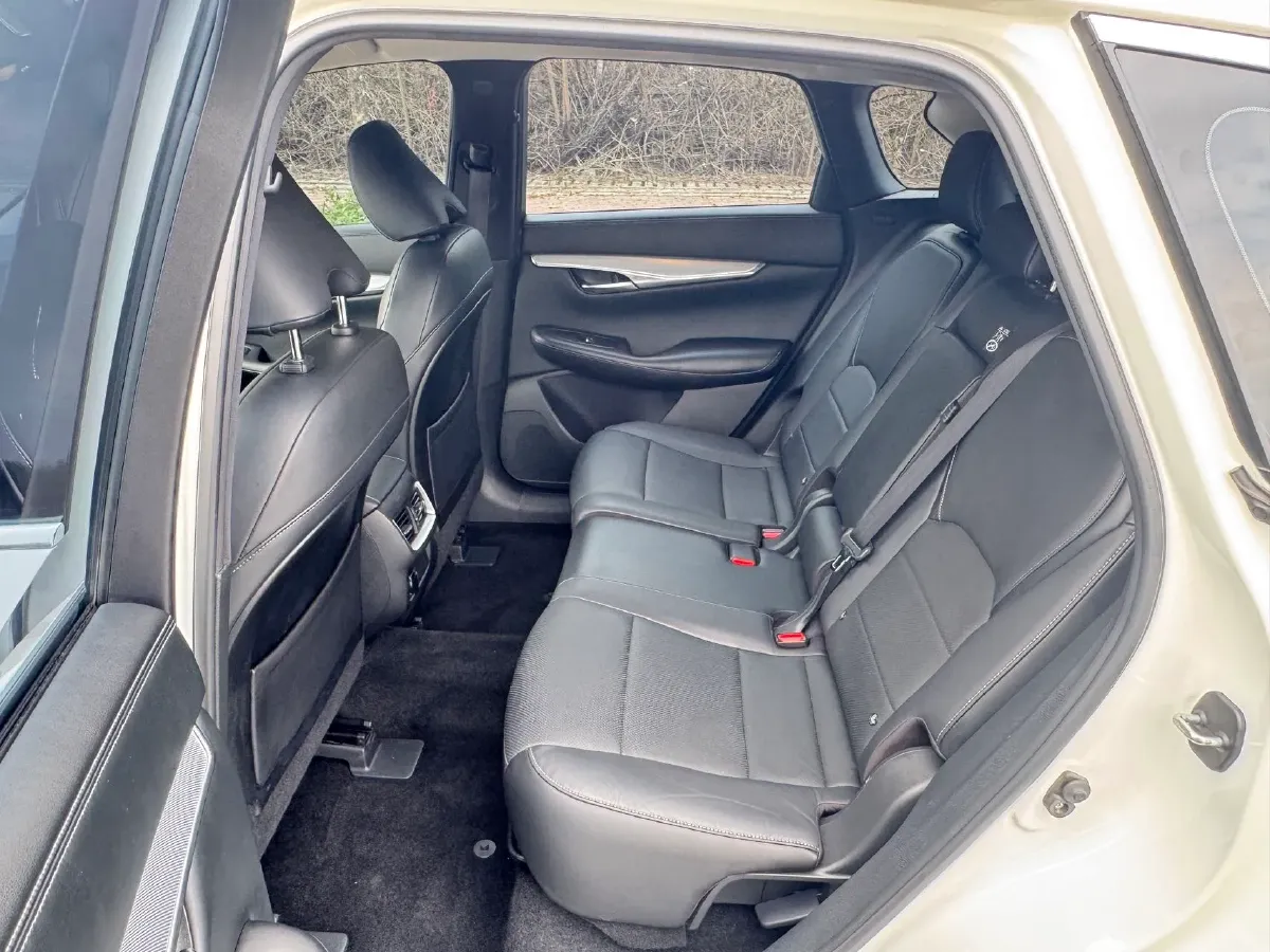 2018 Infiniti QX30 2.0T 211HP L4 7DCT,autocango,china used car exporter,china ev exporter,chinese used car exporter,chinese used ev exporter