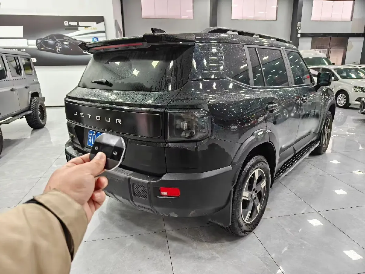 2025 Jetour Traveller 1.5T 184HP L4 7DCT,autocango,china used car exporter,china ev exporter,chinese used car exporter,chinese used ev exporter
