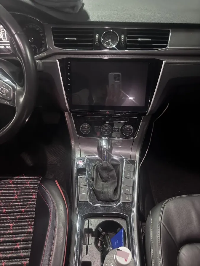 2017 Volkswagen Passat 1.8T 180HP L4 7DCT,autocango,china used car exporter,china ev exporter,chinese used car exporter,chinese used ev exporter