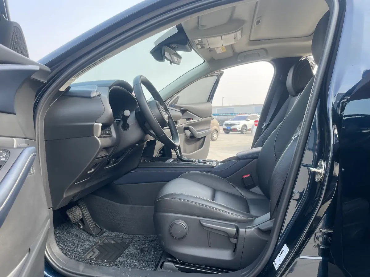 2022 Mazda CX-30 2.0L 158HP L4 6AT,autocango,china used car exporter,china ev exporter,chinese used car exporter,chinese used ev exporter