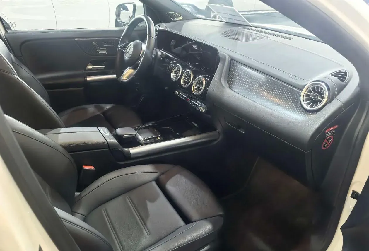 2024 Mercedes-Benz GLA Class 2.0T 190HP L4 8DCT,autocango,china used car exporter,china ev exporter,chinese used car exporter,chinese used ev exporter