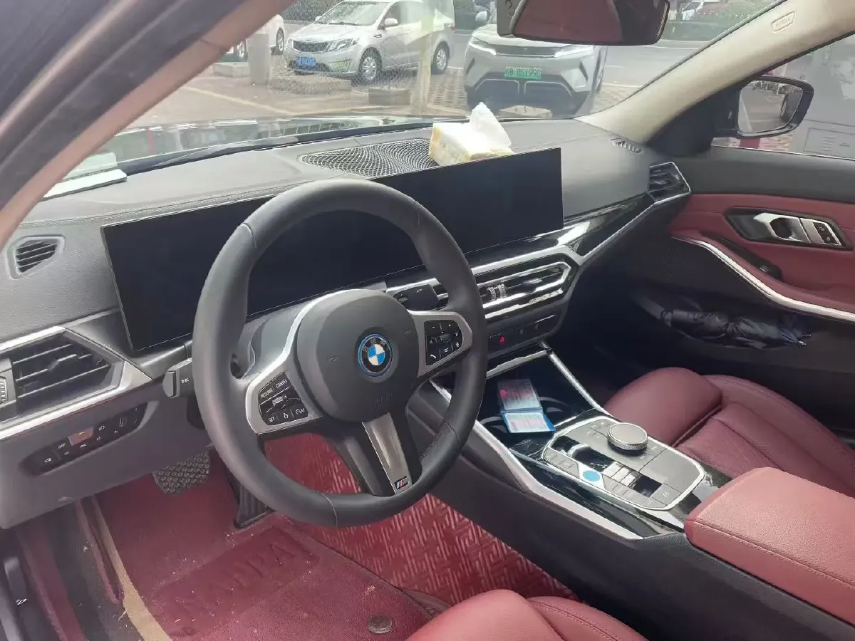 2024 BMW i3 BEV 70KWH,autocango,china used car exporter,china ev exporter,chinese used car exporter,chinese used ev exporter