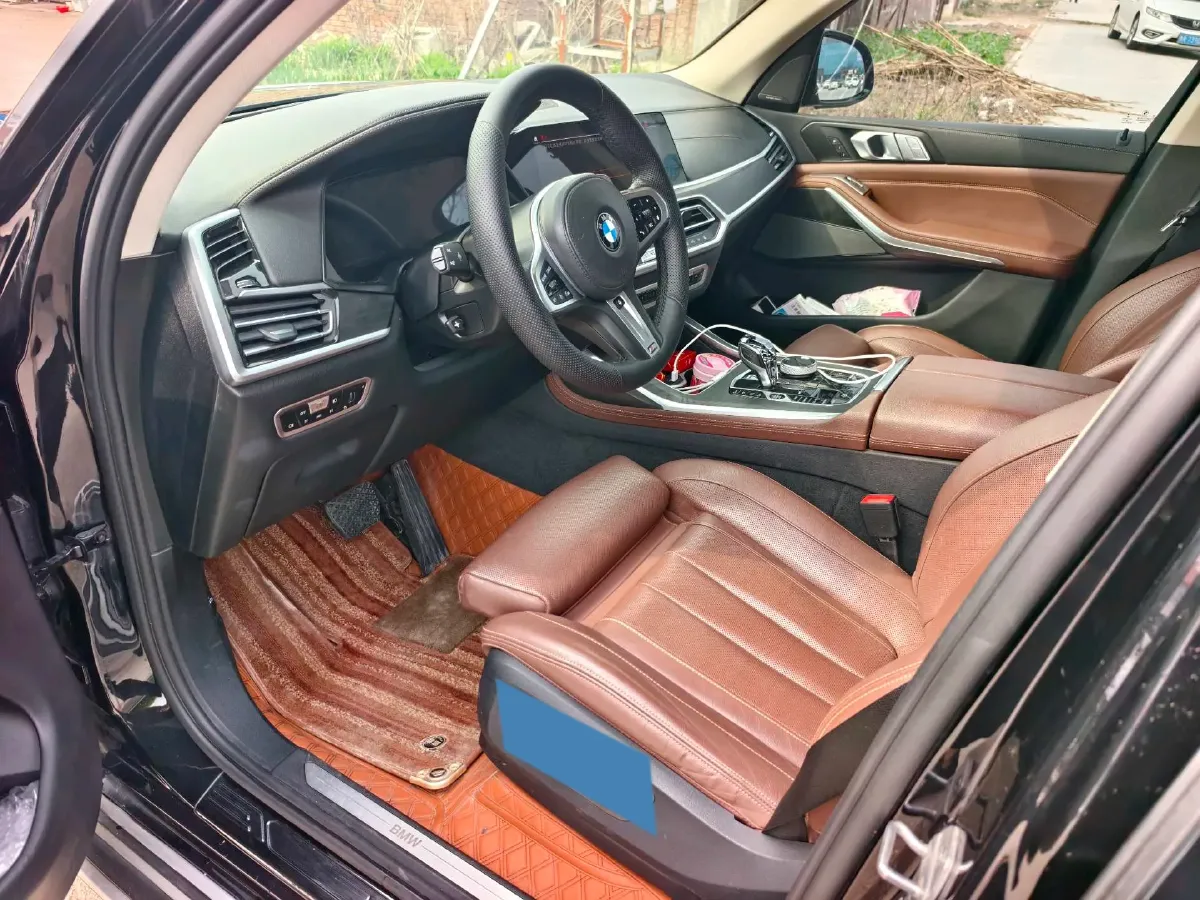 2021 BMW X7 3.0T 340HP L6 8AT,autocango,china used car exporter,china ev exporter,chinese used car exporter,chinese used ev exporter