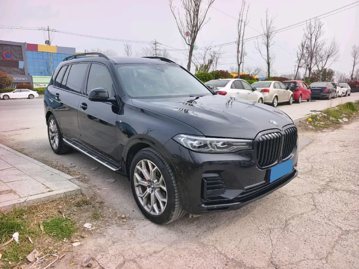 2021 BMW X7 3.0T 340HP L6 8AT,autocango,china used car exporter,china ev exporter,chinese used car exporter,chinese used ev exporter
