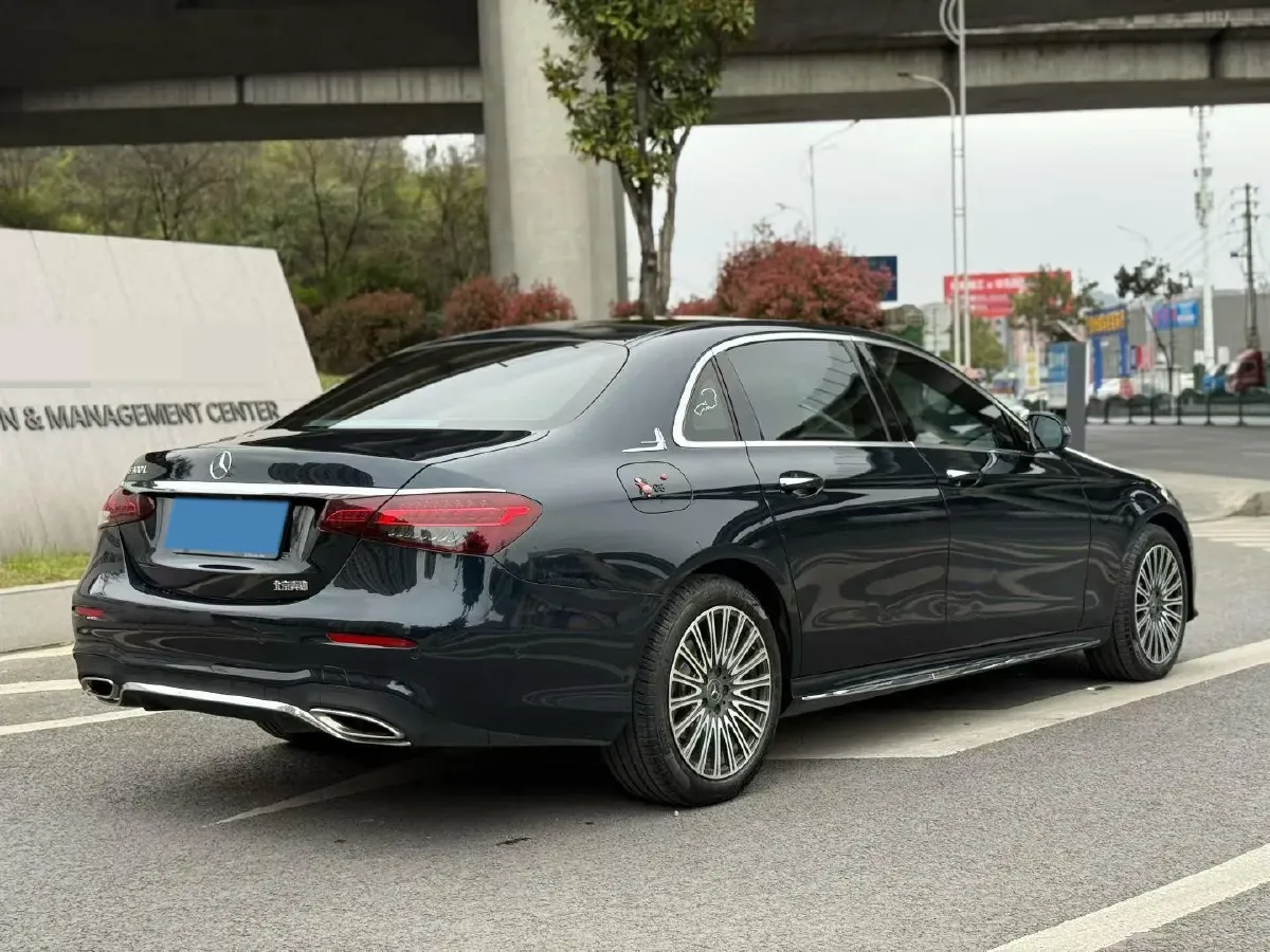 2021 Mercedes-Benz E Class 2.0T 258HP L4 9AT,autocango,china used car exporter,china ev exporter,chinese used car exporter,chinese used ev exporter