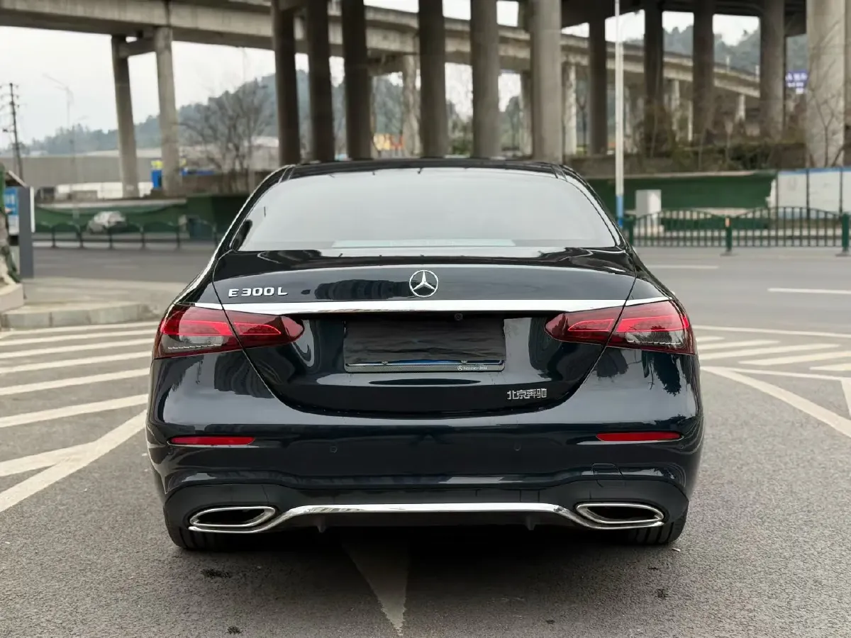 2021 Mercedes-Benz E Class 2.0T 258HP L4 9AT,autocango,china used car exporter,china ev exporter,chinese used car exporter,chinese used ev exporter