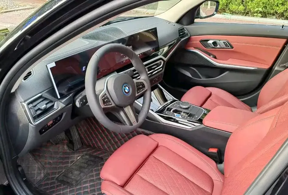 2024 BMW i3 BEV 70KWH,autocango,china used car exporter,china ev exporter,chinese used car exporter,chinese used ev exporter