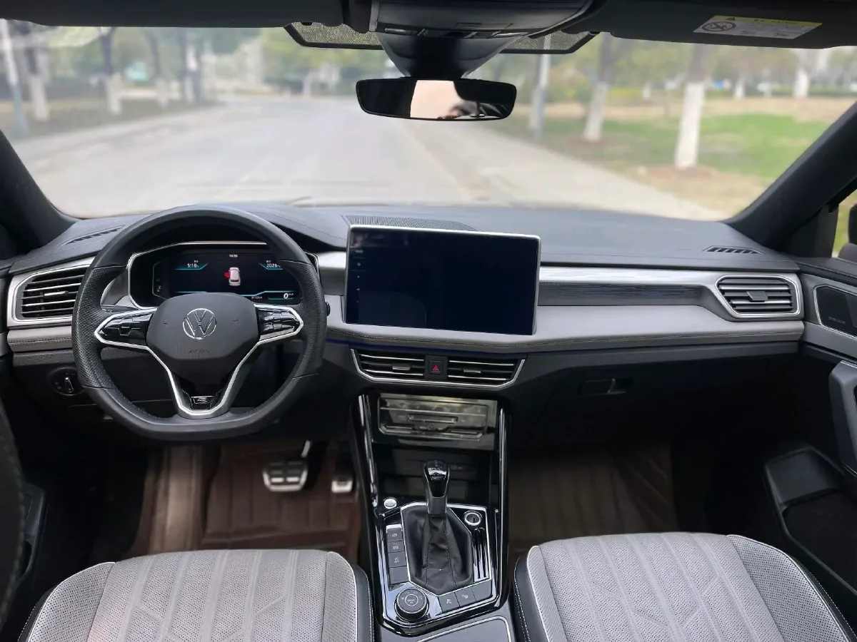 2023 Volkswagen Tayron 2.0T 220HP L4 7DCT,autocango,china used car exporter,china ev exporter,chinese used car exporter,chinese used ev exporter