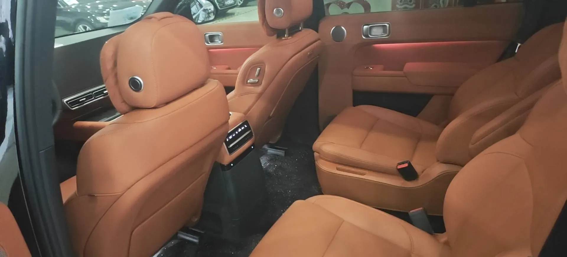 2023 Li L9 Range Extended 154HP REEV 42.6KWH,autocango,china used car exporter,china ev exporter,chinese used car exporter,chinese used ev exporter