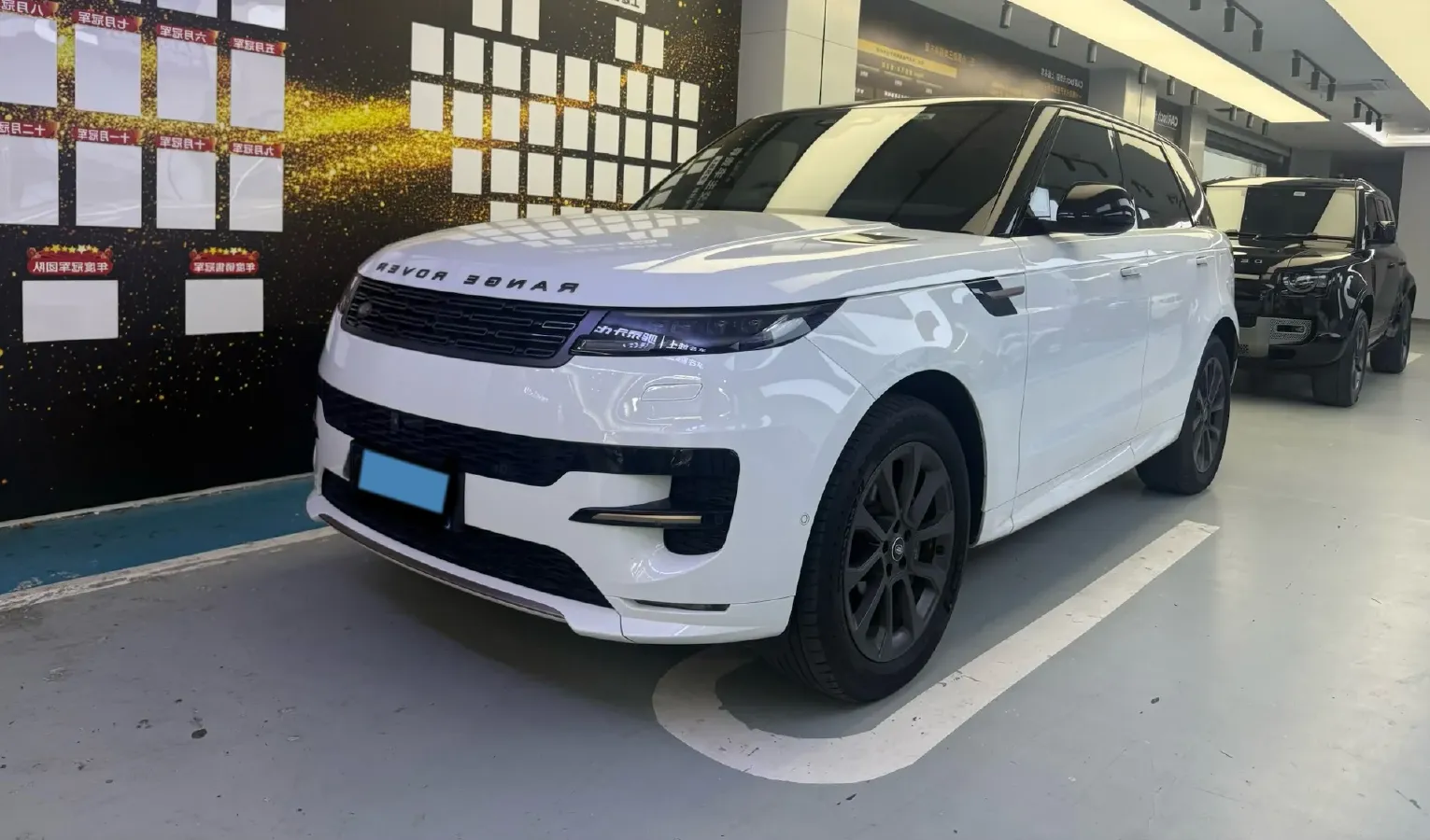2023 Land Rover Range Rover Sport 3.0T 400HP L6 8AT,autocango,china used car exporter,china ev exporter,chinese used car exporter,chinese used ev exporter