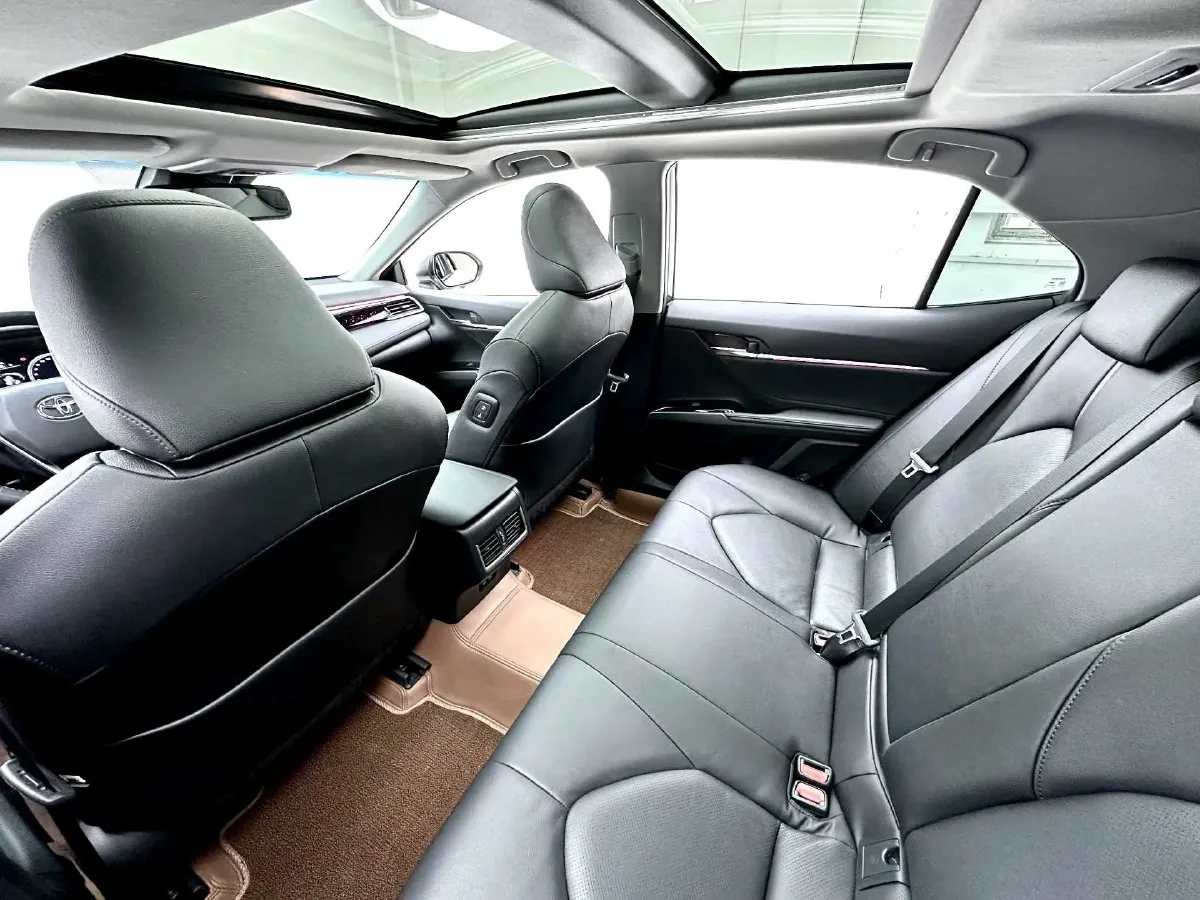 2023 Toyota Camry 2.5L 178HP L4 E-CVT Hybrid,autocango,china used car exporter,china ev exporter,chinese used car exporter,chinese used ev exporter