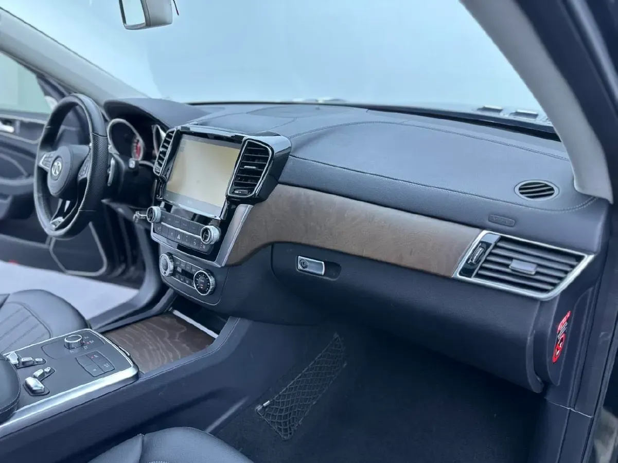 2021 Beijing BJ90 3.0T 333HP V6 9AT,autocango,china used car exporter,china ev exporter,chinese used car exporter,chinese used ev exporter