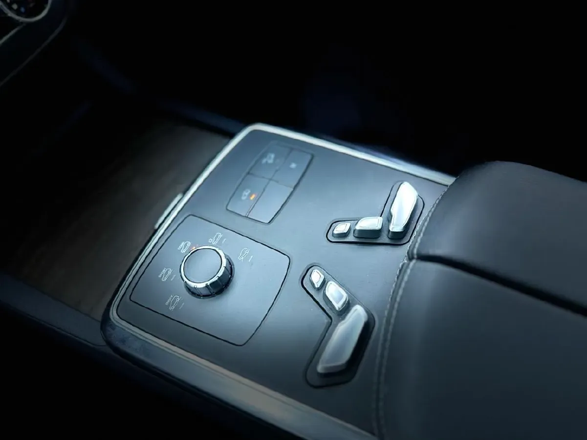 2021 Beijing BJ90 3.0T 333HP V6 9AT,autocango,china used car exporter,china ev exporter,chinese used car exporter,chinese used ev exporter