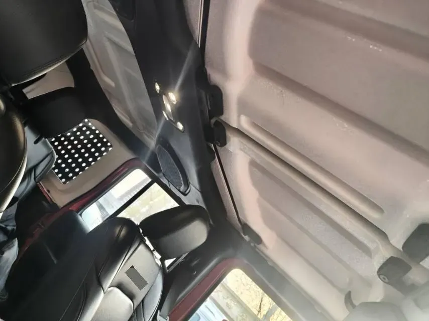 2019 Jeep Wrangler 2.0T 266HP L4 8AT,autocango,china used car exporter,china ev exporter,chinese used car exporter,chinese used ev exporter