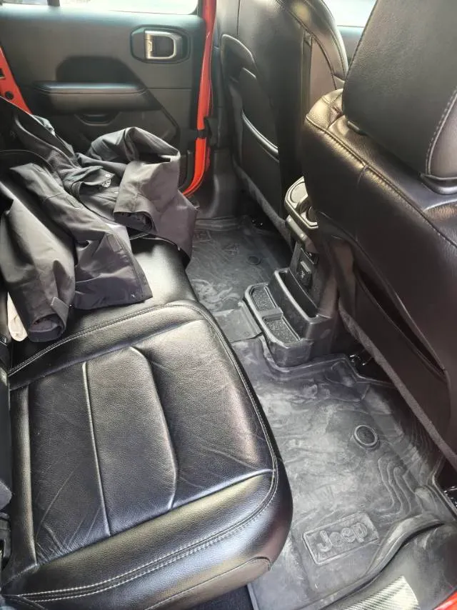 2019 Jeep Wrangler 2.0T 266HP L4 8AT,autocango,china used car exporter,china ev exporter,chinese used car exporter,chinese used ev exporter