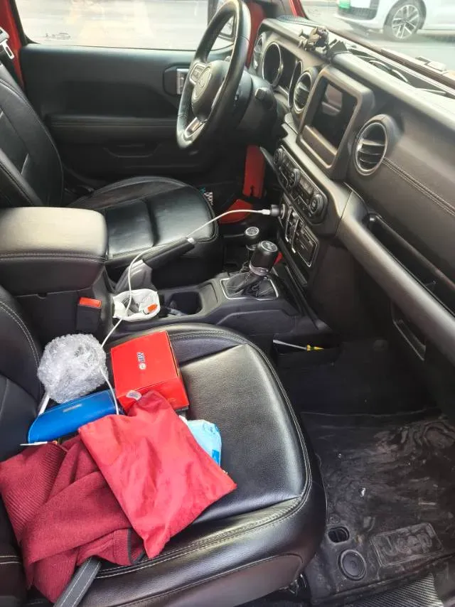 2019 Jeep Wrangler 2.0T 266HP L4 8AT,autocango,china used car exporter,china ev exporter,chinese used car exporter,chinese used ev exporter