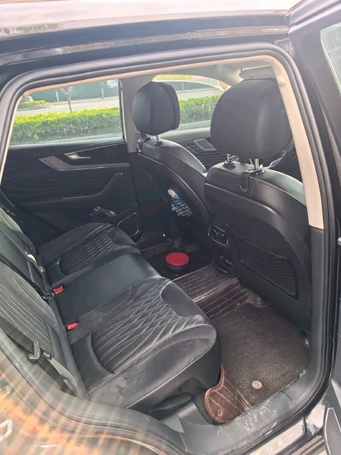 2022 HongQi HS5 2.0T 224HP L4 6AT,autocango,china used car exporter,china ev exporter,chinese used car exporter,chinese used ev exporter