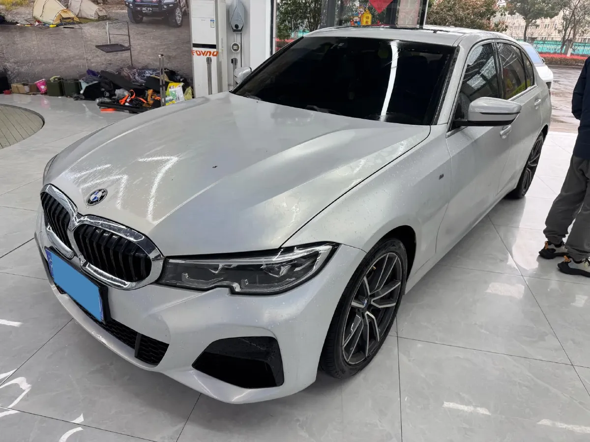 2021 BMW 3 Series 2.0T 156HP L4 8AT,autocango,china used car exporter,china ev exporter,chinese used car exporter,chinese used ev exporter