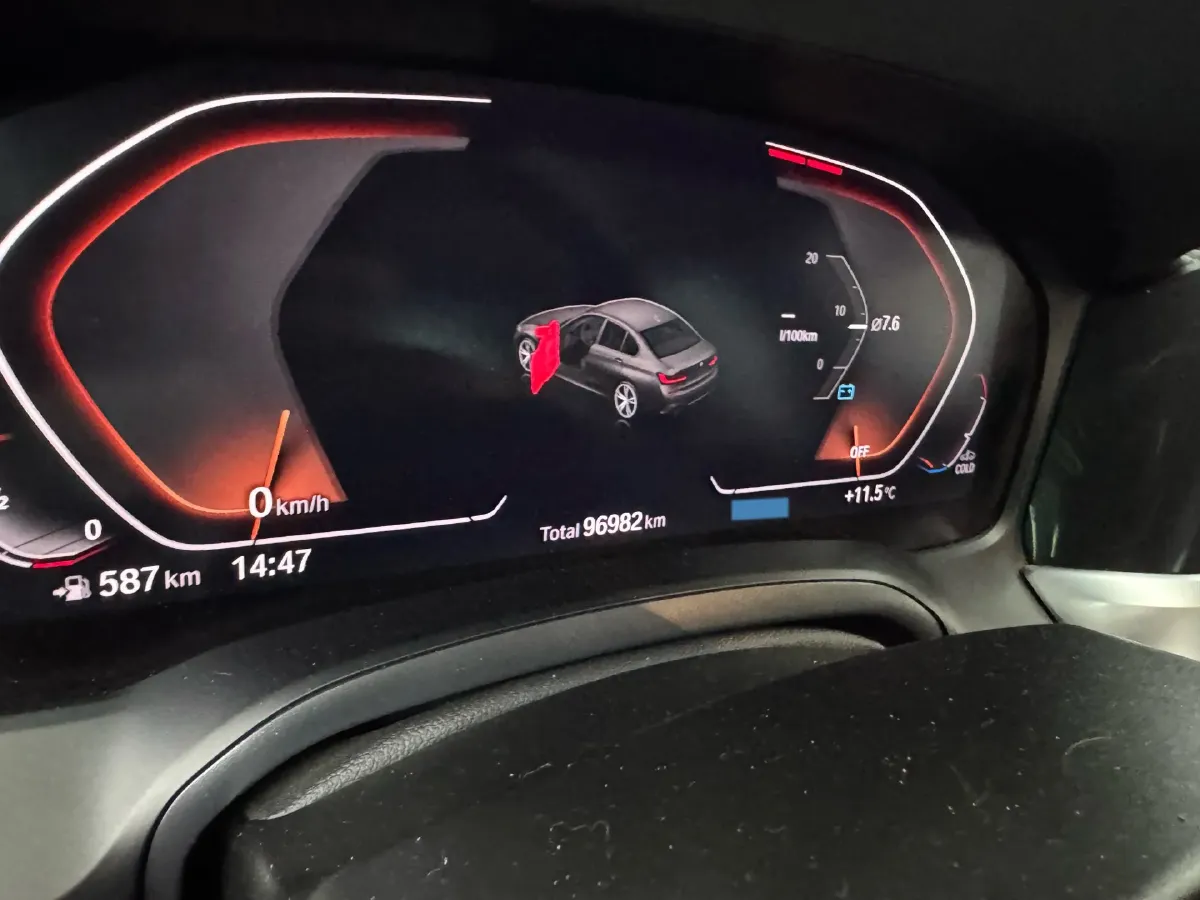 2021 BMW 3 Series 2.0T 156HP L4 8AT,autocango,china used car exporter,china ev exporter,chinese used car exporter,chinese used ev exporter