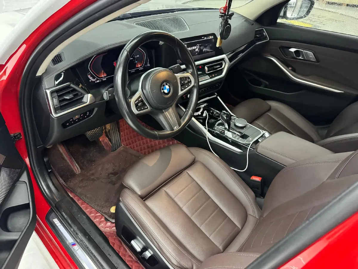 2021 BMW 3 Series 2.0T 156HP L4 8AT,autocango,china used car exporter,china ev exporter,chinese used car exporter,chinese used ev exporter