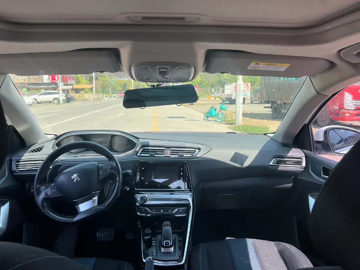 2019 Peugeot 308 1.2T 136HP L3 6AT,autocango,china used car exporter,china ev exporter,chinese used car exporter,chinese used ev exporter