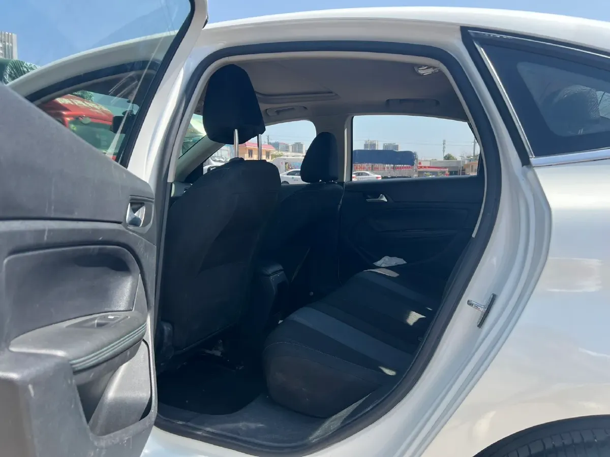 2019 Peugeot 308 1.2T 136HP L3 6AT,autocango,china used car exporter,china ev exporter,chinese used car exporter,chinese used ev exporter