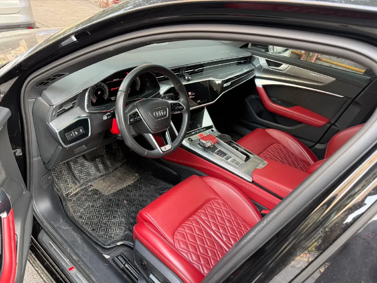 2023 Audi A6L 2.0T 245HP L4 7DCT,autocango,china used car exporter,china ev exporter,chinese used car exporter,chinese used ev exporter