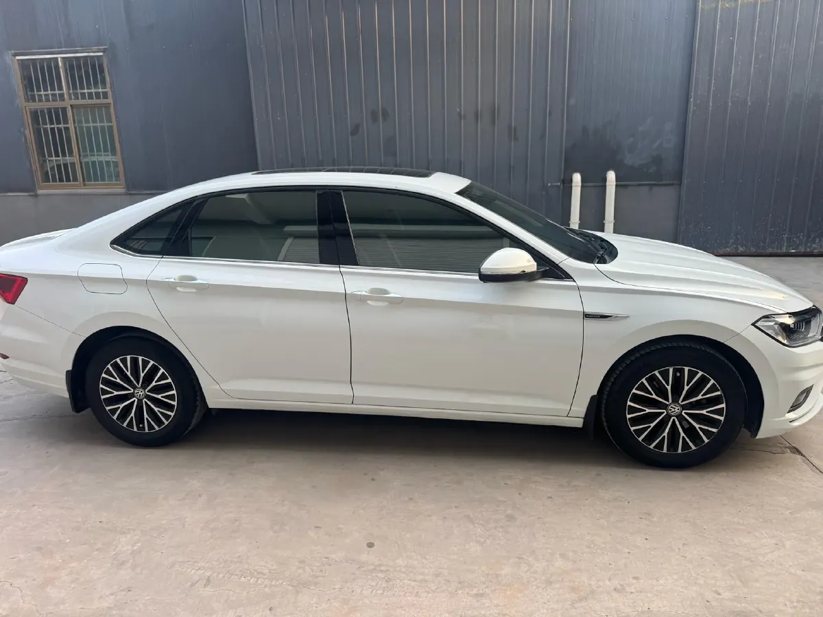 2020 Volkswagen Sagitar 1.2T 116HP L4 7DCT,autocango,china used car exporter,china ev exporter,chinese used car exporter,chinese used ev exporter