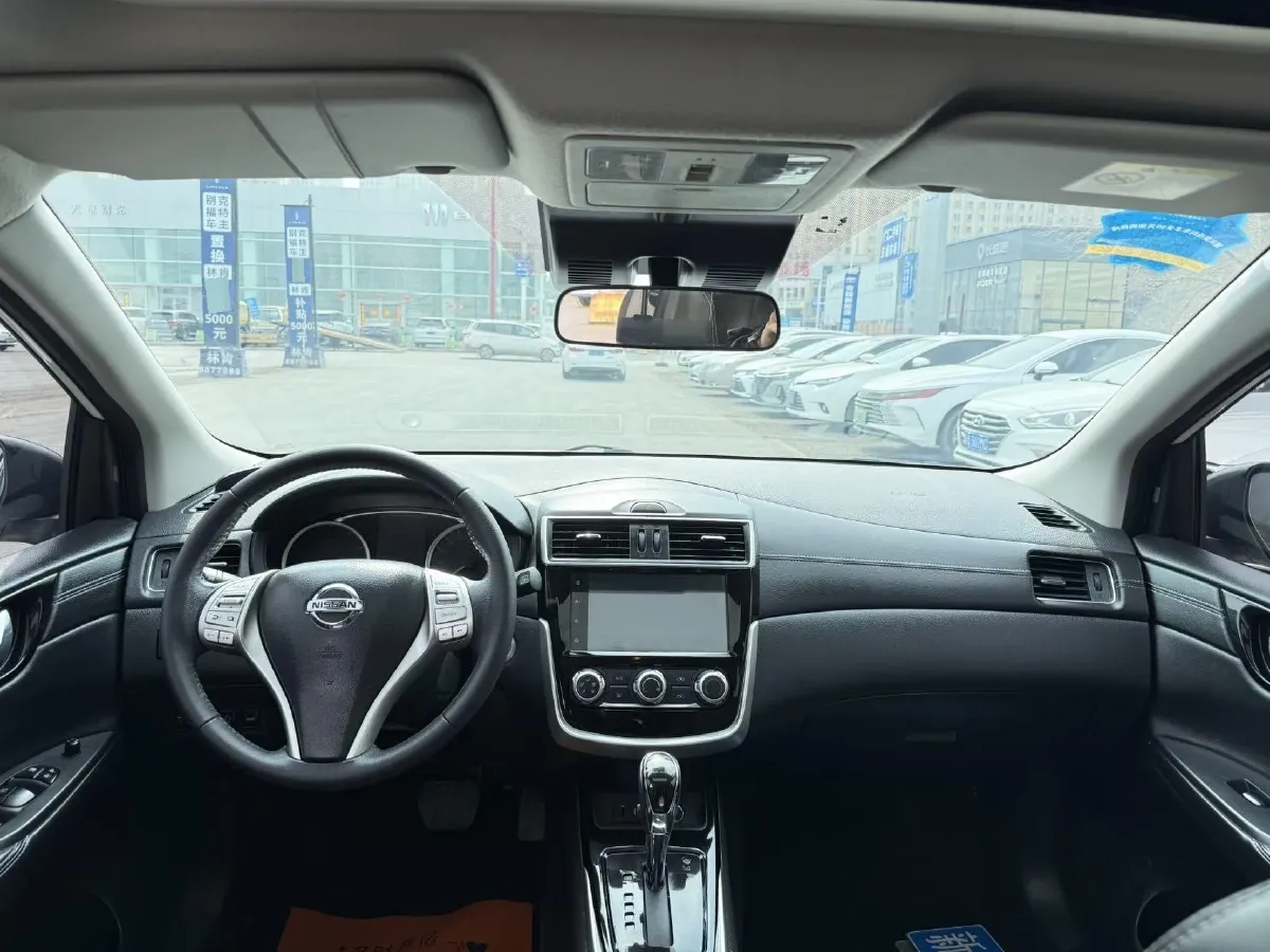 2021 Nissan Tiida 1.6L 122HP L4 CVT,autocango,china used car exporter,china ev exporter,chinese used car exporter,chinese used ev exporter
