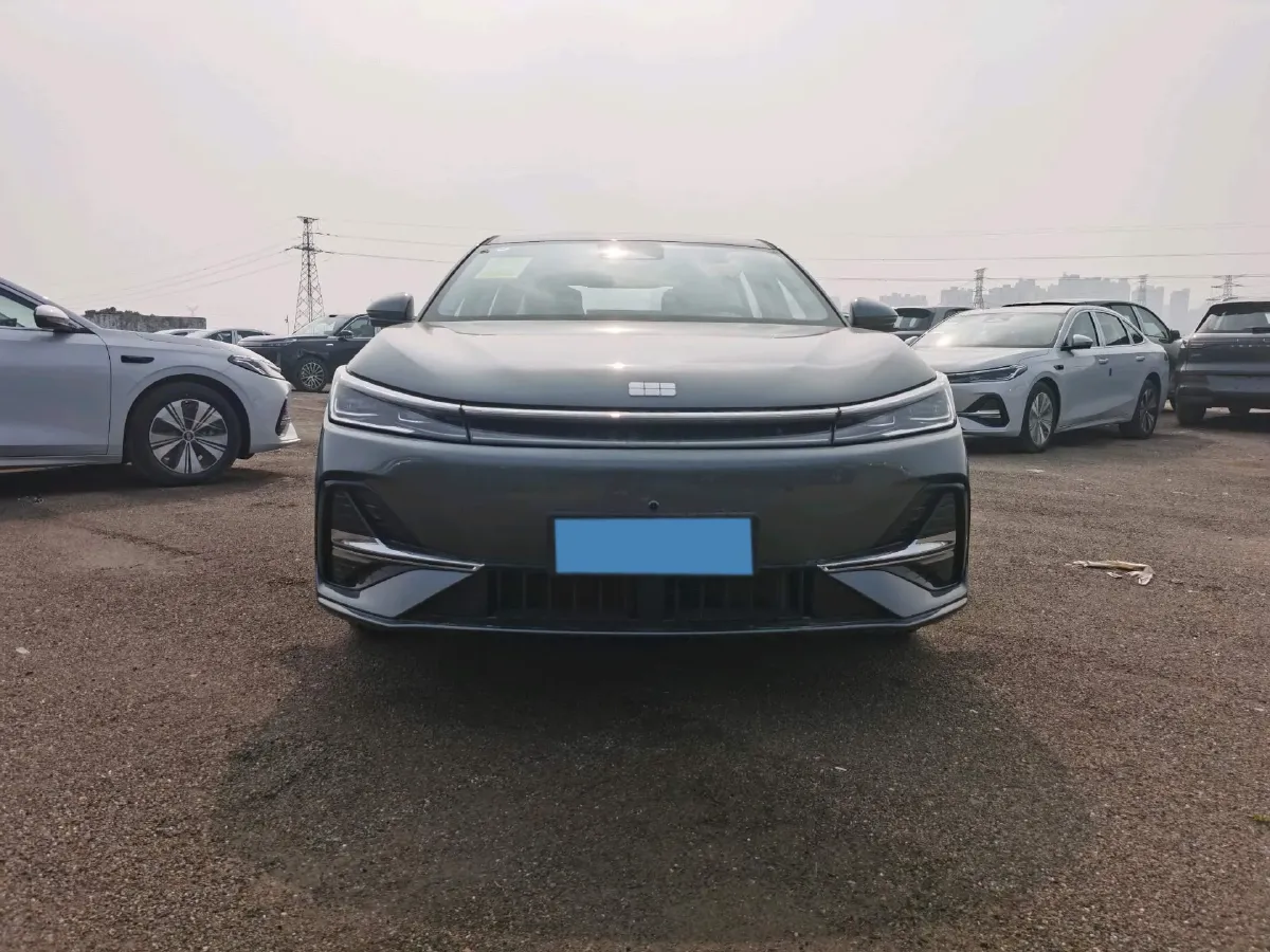 2025 Geely Galaxy A7 1.5L 112HP L4 1DHT PHEV,autocango,china used car exporter,china ev exporter,chinese used car exporter,chinese used ev exporter
