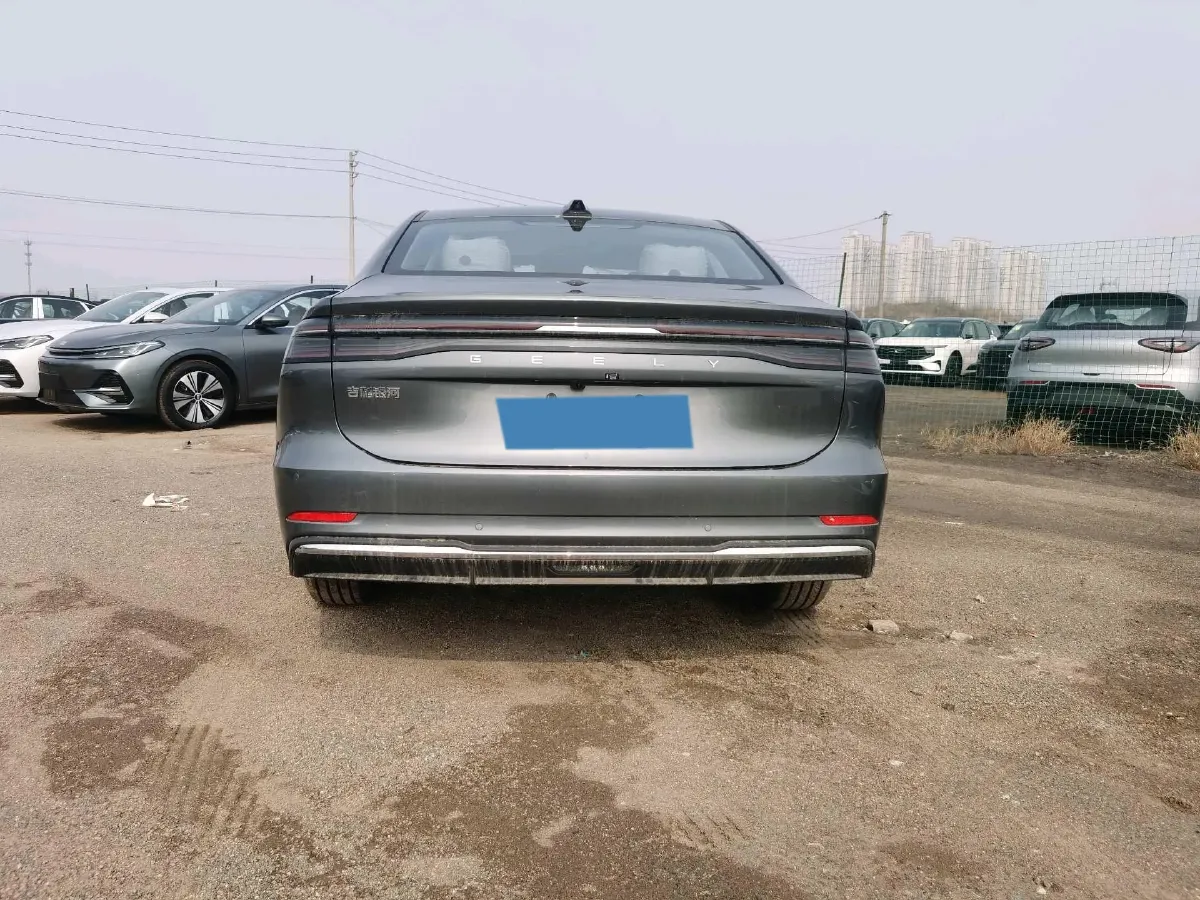 2025 Geely Galaxy A7 1.5L 112HP L4 1DHT PHEV,autocango,china used car exporter,china ev exporter,chinese used car exporter,chinese used ev exporter