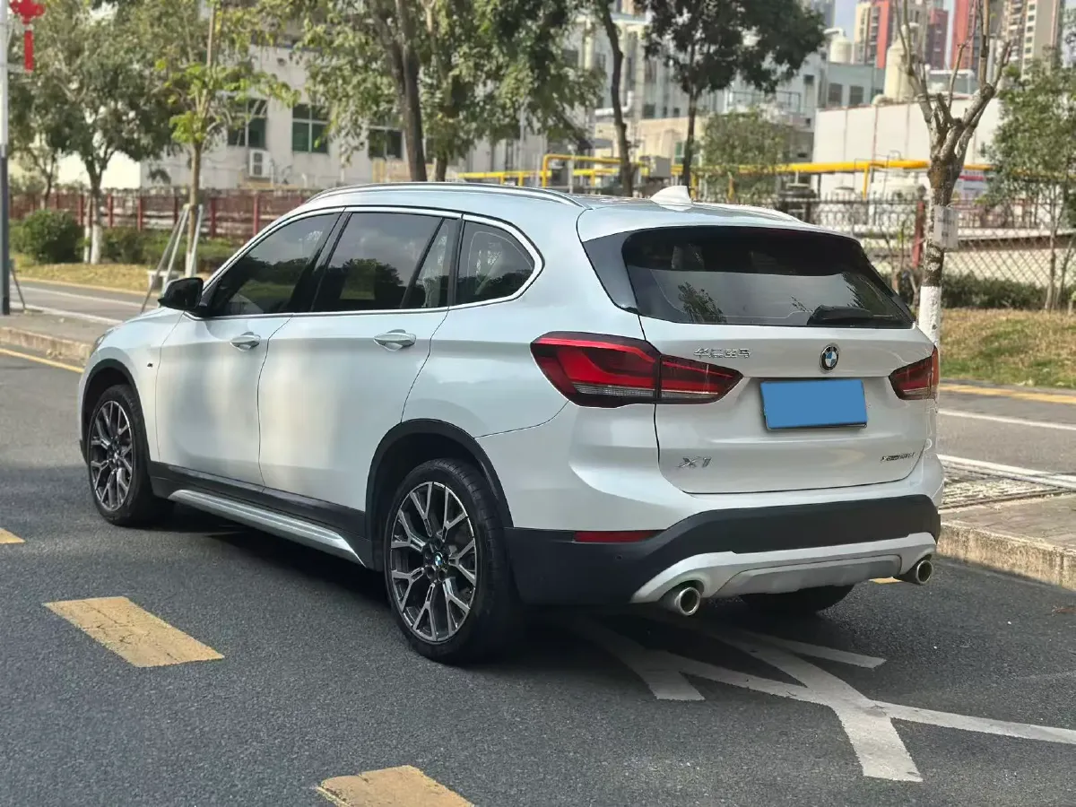2021 BMW X1 2.0T 192HP L4 8AT,autocango,china used car exporter,china ev exporter,chinese used car exporter,chinese used ev exporter