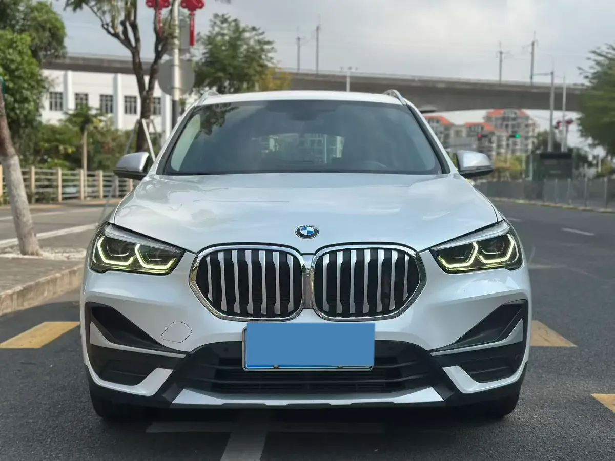 2021 BMW X1 2.0T 192HP L4 8AT,autocango,china used car exporter,china ev exporter,chinese used car exporter,chinese used ev exporter