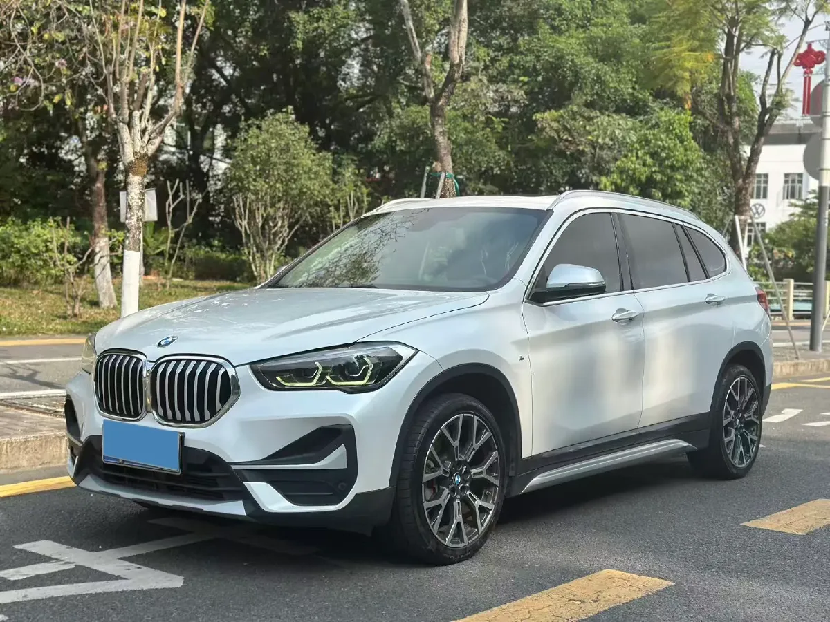 2021 BMW X1 2.0T 192HP L4 8AT,autocango,china used car exporter,china ev exporter,chinese used car exporter,chinese used ev exporter