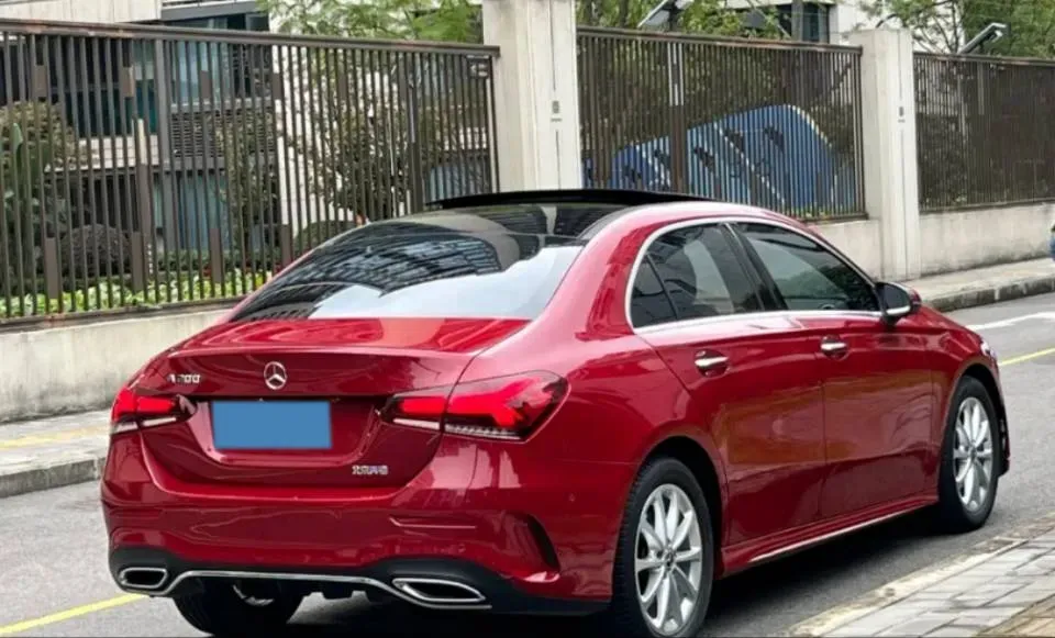 2021 Mercedes-Benz A Class 1.3T 163HP L4 7DCT,autocango,china used car exporter,china ev exporter,chinese used car exporter,chinese used ev exporter