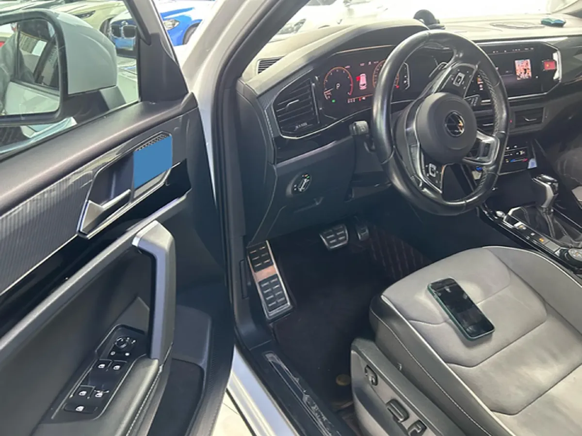 2021 Volkswagen Tayron 2.0T 220HP L4 7DCT,autocango,china used car exporter,china ev exporter,chinese used car exporter,chinese used ev exporter