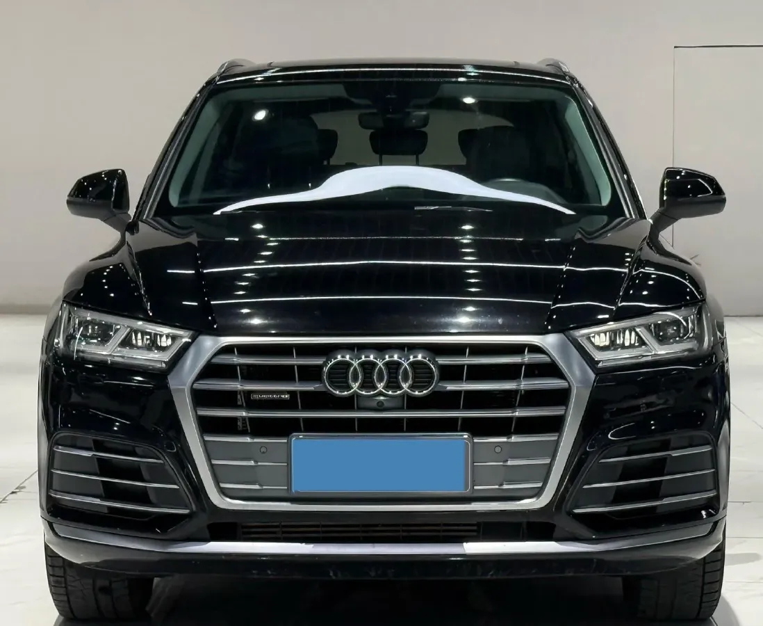 2018 Audi Q5L 2.0T 252HP L4 7DCT,autocango,china used car exporter,china ev exporter,chinese used car exporter,chinese used ev exporter