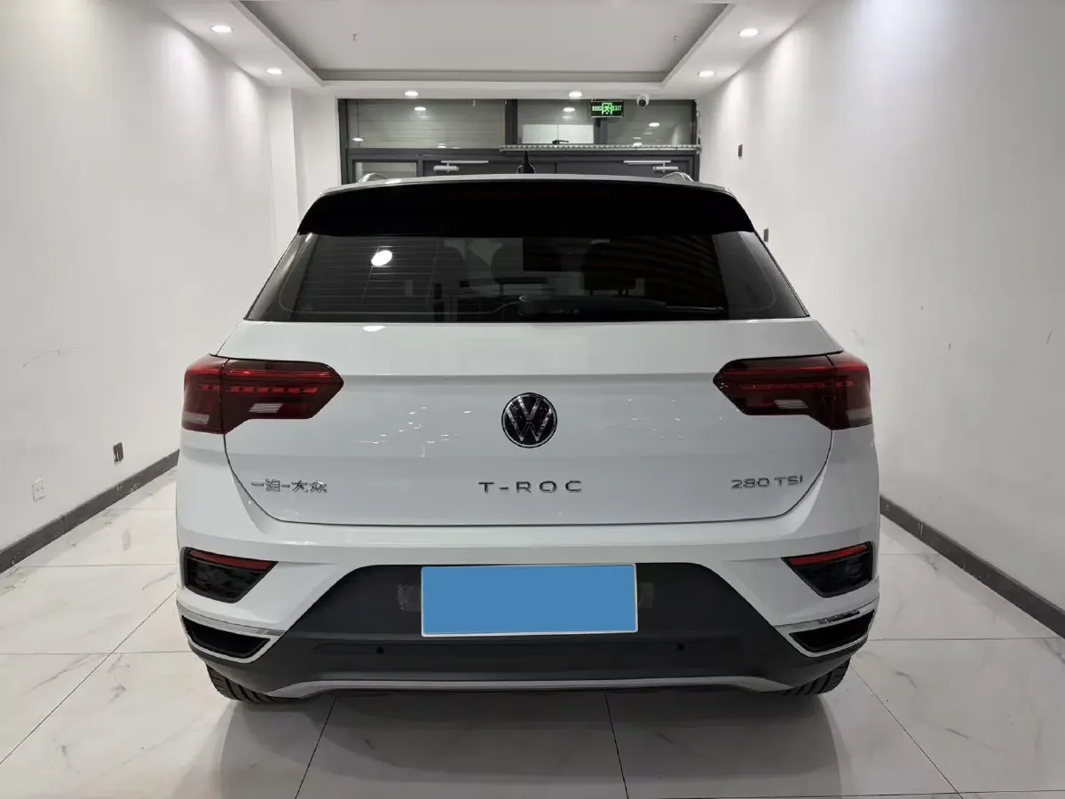 2022 Volkswagen T-Roc 1.4T 150HP L4 7DCT,autocango,china used car exporter,china ev exporter,chinese used car exporter,chinese used ev exporter