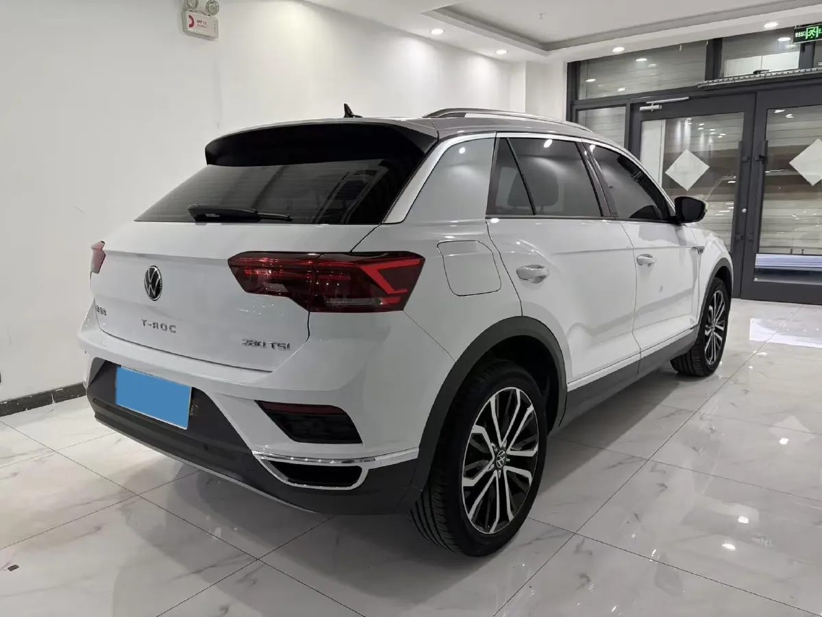 2022 Volkswagen T-Roc 1.4T 150HP L4 7DCT,autocango,china used car exporter,china ev exporter,chinese used car exporter,chinese used ev exporter
