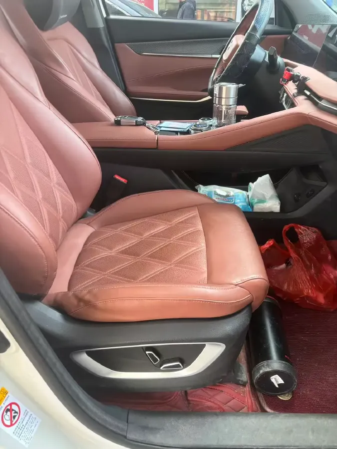 2023 ChangAn CS75 Plus 1.5T 188HP L4 8AT,autocango,china used car exporter,china ev exporter,chinese used car exporter,chinese used ev exporter