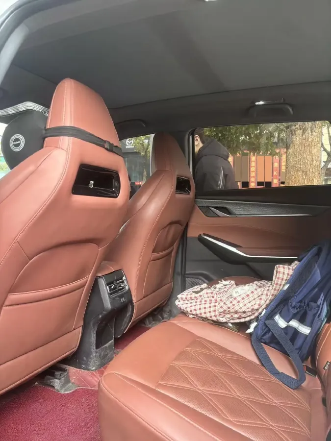 2023 ChangAn CS75 Plus 1.5T 188HP L4 8AT,autocango,china used car exporter,china ev exporter,chinese used car exporter,chinese used ev exporter