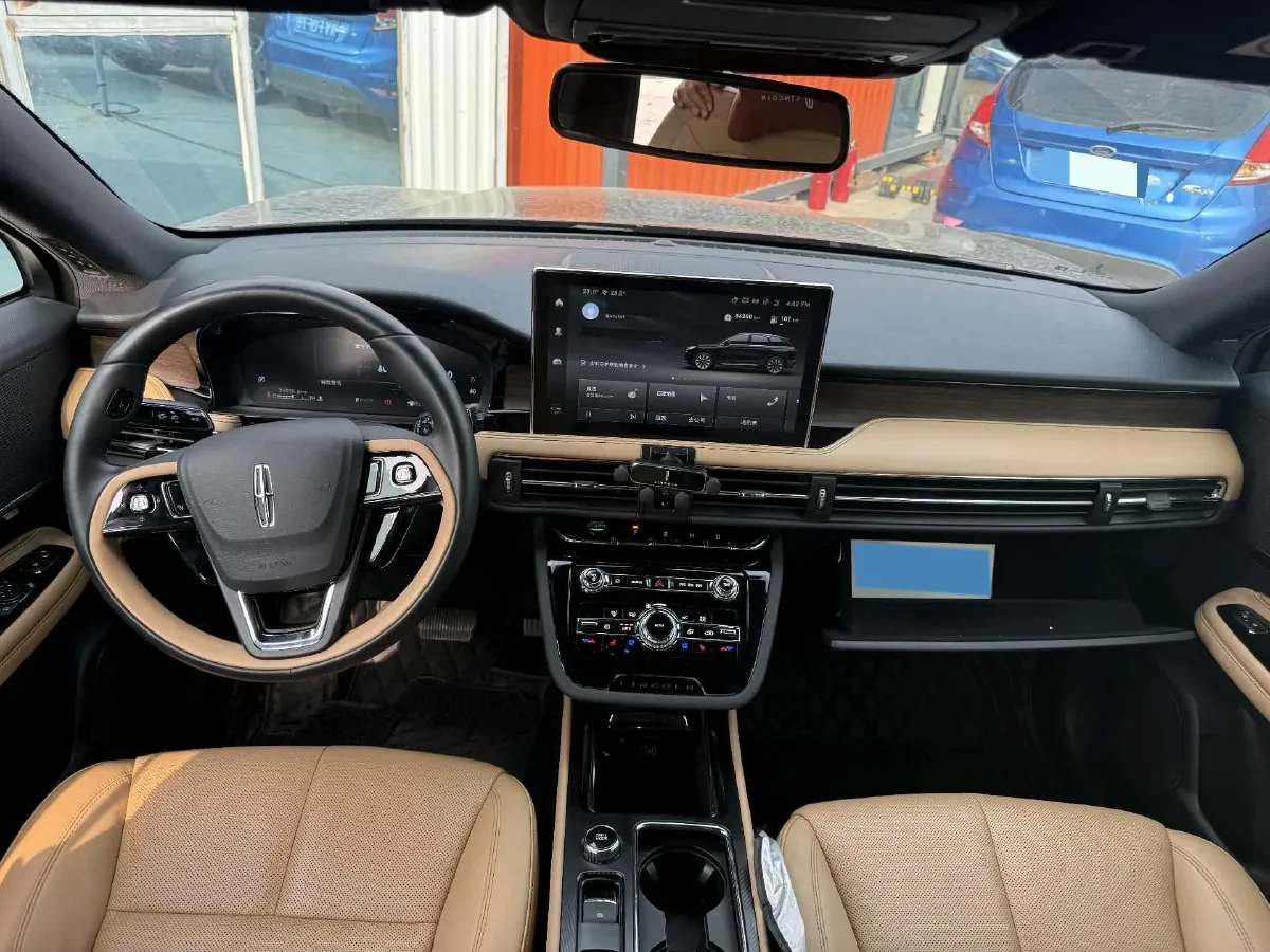 2022 Lincoln Corsair 2.0T 245HP L4 8AT,autocango,china used car exporter,china ev exporter,chinese used car exporter,chinese used ev exporter