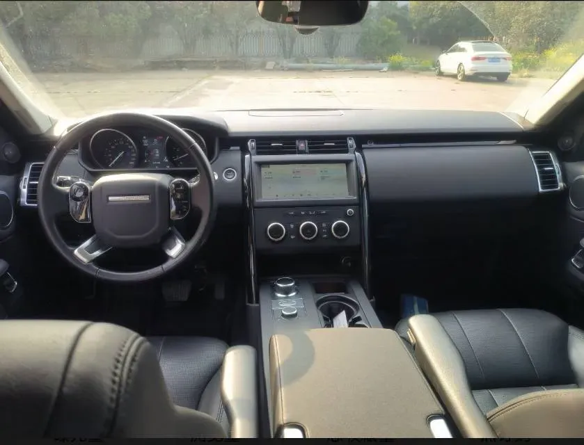 2019 Land Rover Discovery 3.0T 340HP V6 8AT,autocango,china used car exporter,china ev exporter,chinese used car exporter,chinese used ev exporter