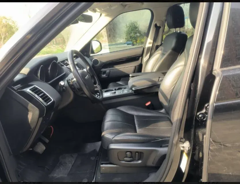 2019 Land Rover Discovery 3.0T 340HP V6 8AT,autocango,china used car exporter,china ev exporter,chinese used car exporter,chinese used ev exporter