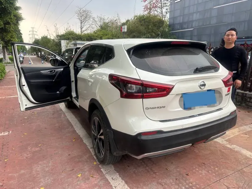 2021 Nissan Qashqai 2.0L 151HP L4 CVT,autocango,china used car exporter,china ev exporter,chinese used car exporter,chinese used ev exporter